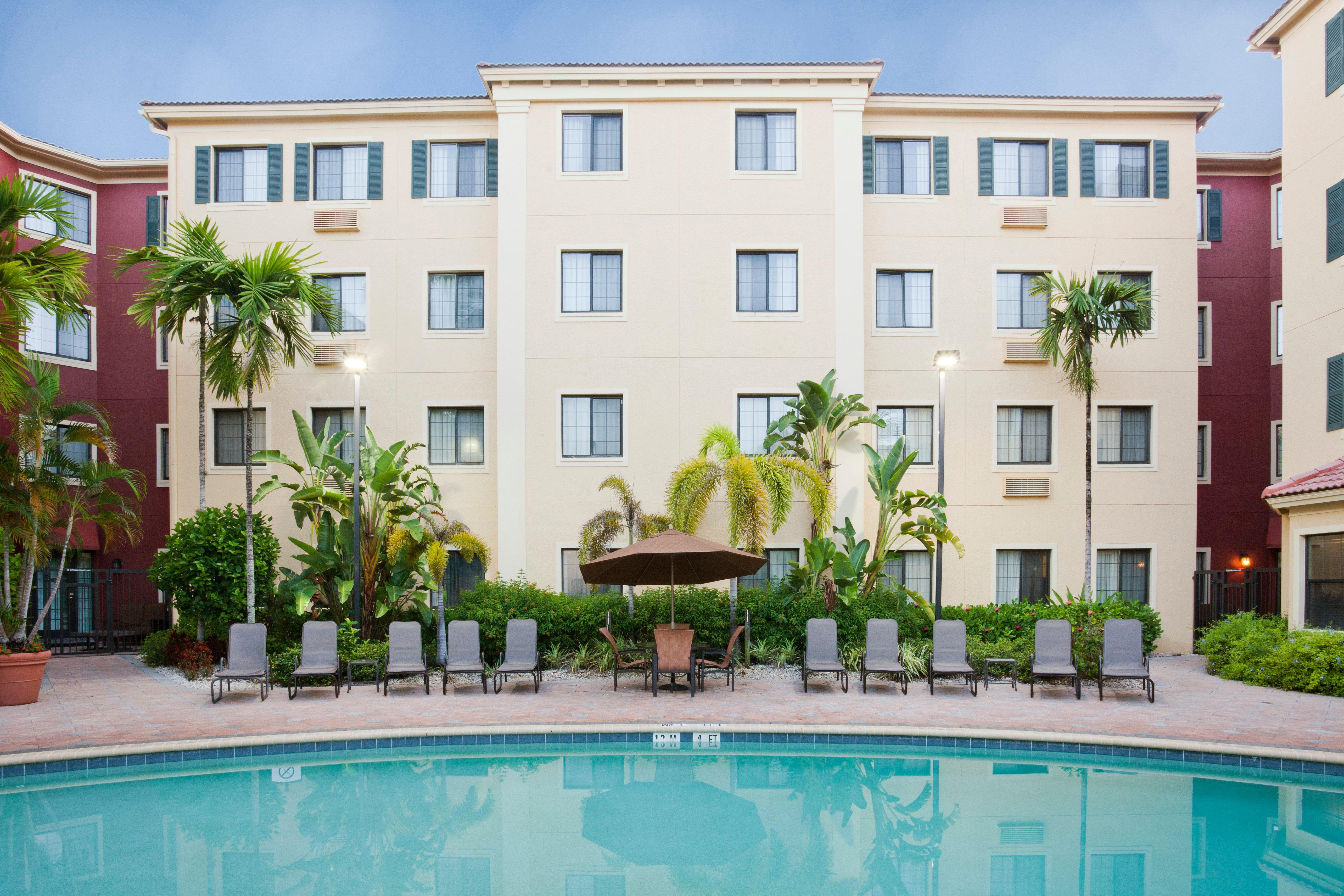 Staybridge Suites Naples - Gulf Coast, An Ihg Hotel Beltér fotó